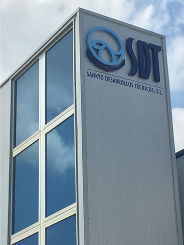 SDT ingeniería, simulación, diseño, fabricación y montaje de soluciones de manipulación automatizada.